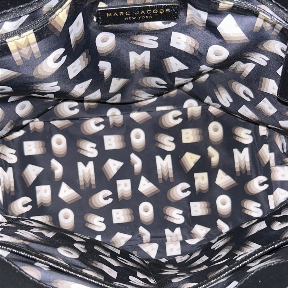 Marc Jacobs Black Graphic Tote - Picture 5 of 12